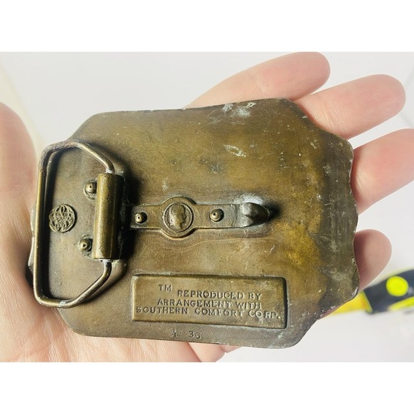Southern Comfort Under Your Belt Whiskey Advertisement Belt Buckle Bergamot - Picture 3 of 6